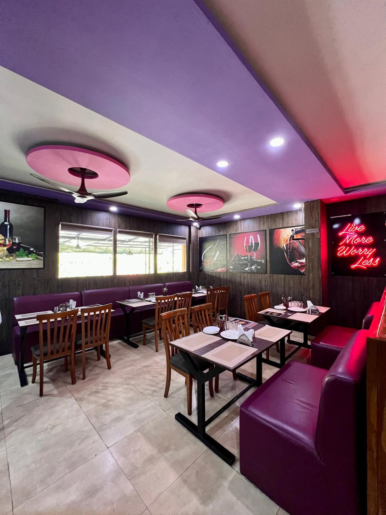Ratna Sagar Hotel Manipal Exterior photo