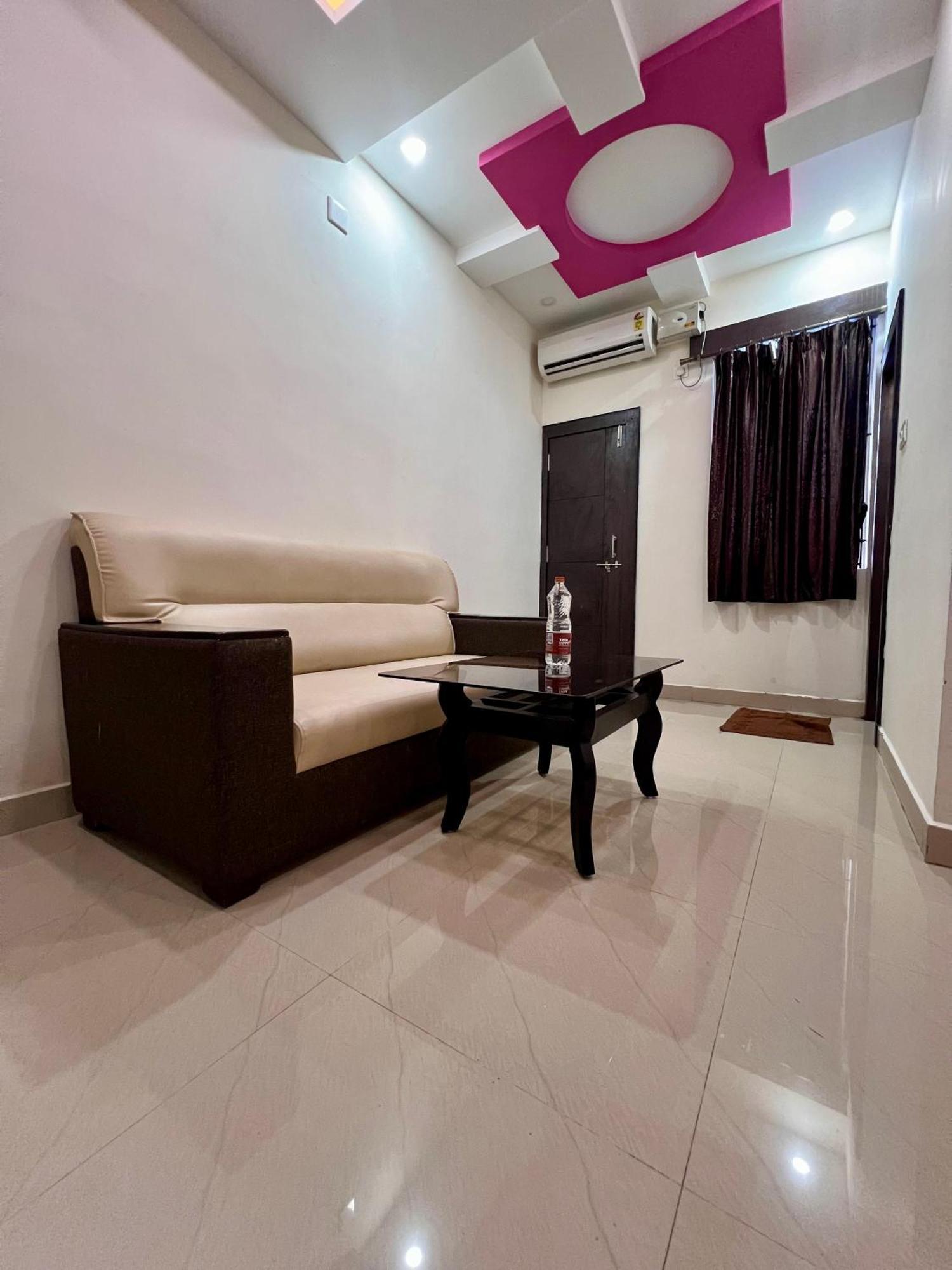 Ratna Sagar Hotel Manipal Exterior photo
